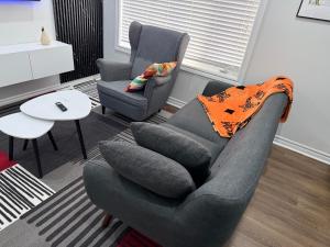 Cozy Private Two-Level Suite In Brampton With Separate Entrance And Living Area on Main Floor