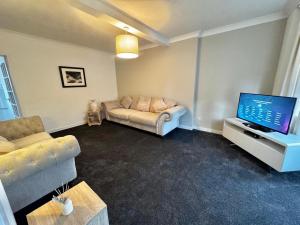 Anchor stays - your steady base away from home