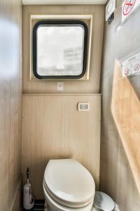 Brand new boat city center Amsterdam Dolte