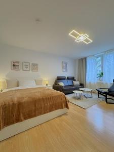 Dein Apartment mit Queensize Bett im Erdgeschoss