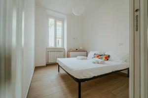 Essential White Apartment