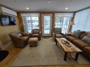 Stunning Meredith Condo with Water Access & Mooring