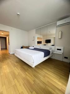 SEASONALLY Beach Resort BEST Apartments In Batumi