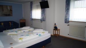 Double Room with Private Bathroom room in Villa Bruderfels Garni