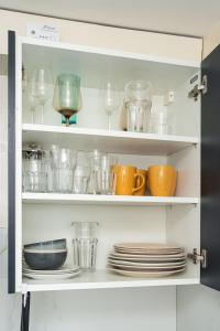 The Cozy Two beds, FREE parking, SKY