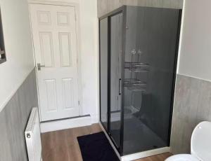 Easystays Baby Mansion Can Sleep 18