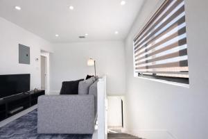 Luxury 1 King BR Retreat near Calle Ocho