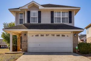 Quiet Suburban Huntsville Home: 8 Mi to Madison!