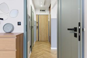 Modern 2-Room Apartment Near Tauron Arena & EXPO, AC, FREE Parking