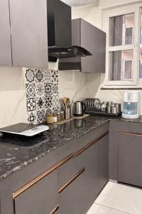 Sukoon retreat 1bhk flat in rishikesh free parking