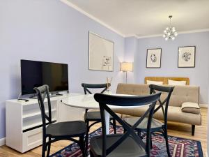 Studio Seva -Prime location near Sanador Clinic