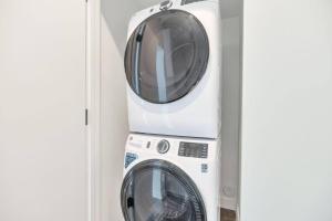 Zen Den in Arcadia - Pool, Fire Pits, Gym, Games