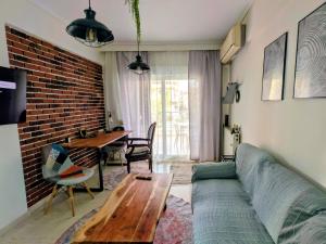 Calm & Comfortable Studio - Apartment at Central Kalamaria