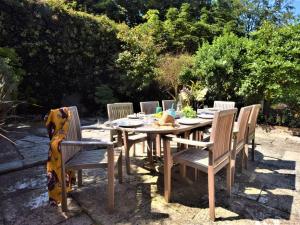 4 Bed in Ladock 75546