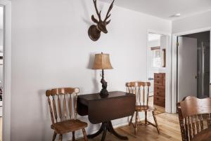 Dog-Friendly w Hot Tub, Fire Pit & River Access