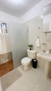 Cozy 2BR 2Bth walk 2 the beach Pool view Wi-Fi