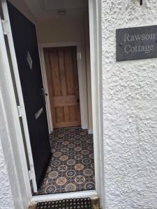 RAWSON COTTAGE LOVELY 2 BEDROOM SEMI RURAL