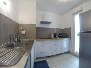 Explore Versailles and Paris a brand new apt65m & PK