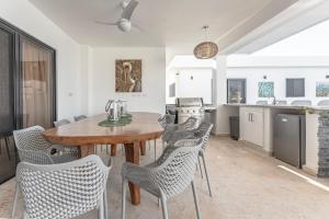 Instyle Residences at Casa Linda Villas