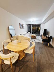 Gorgeous View 1 BR 1 Bth 15 Min from NYC - Metlife