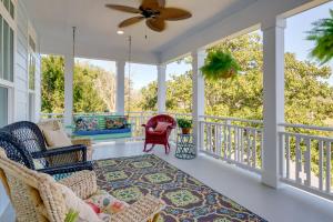 Harbor Oaks Haven Walk to Front Beach and Downtown!