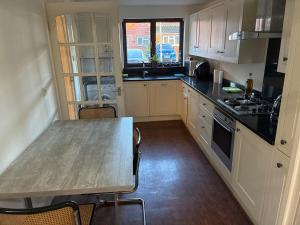 3 bed family home northwood London suburbs