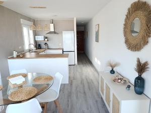 Ancla del mar 1ª línea playa en San José