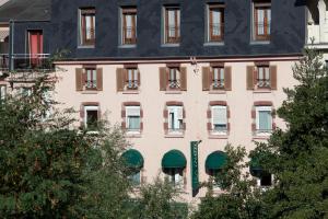 Hotels Le Chatel : photos des chambres