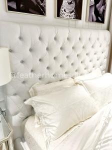 Glamour apartment at the Crest Metropole Thu Thiem