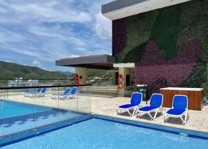 Nuevo SMART-HOME de Lujo a Playa Rodadero con Piscina Panorámica