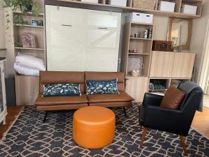 Romantic Studio Apt in Historic Downtown Savannah