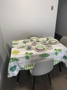 Newly Renovated Valparaiso Plan Apartment