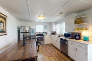 NTB7211 Teachs Lookout