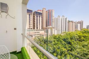 Bright and Airy Space 1BR Kilimani Walk to Yaya