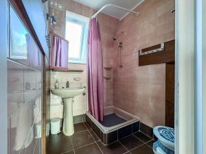 Holiday Home Lakefront in Zamardi-Balaton 55199