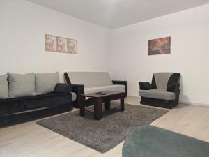 Apartament spatios 2 camere Militari cu parcare inclusa