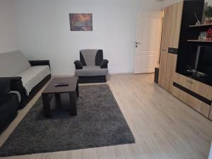 Apartament spatios 2 camere Militari cu parcare inclusa