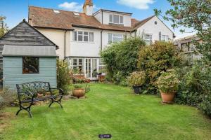 Spacious Semi-Detached Home