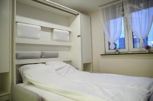 Studio7 by ZZzone, Superjednostka 2th floor, Spodek, Centrum, Rynek, 48m2, city center, self check-in