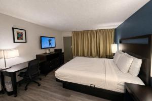 Express Inn & Suites