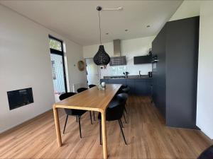 Bad Hoophuizen Chalet L-Cube 6 Nr Eik 19