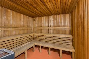 Trickett Street Surfers Paradise