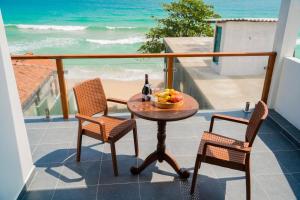 Trinco Beachfront Villas AJS