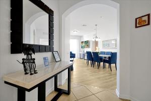 Luxury Epic Universe Condo, Vista Cay - 3028