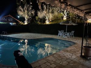 Linda Casa em Itaipava Rj no condomínio Vale da boa esperança