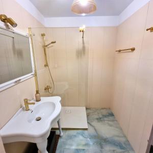 GLAMOUR VOX Private Jacuzzi - Romantic & Relaxing Stay