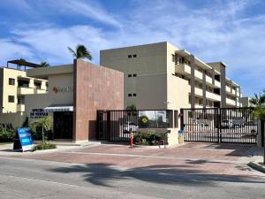 Apartment in Oceanna Condos del Mar Cerritos