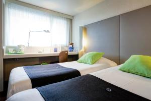 Hotels Campanile Evry Ouest - Corbeil Essonnes : photos des chambres