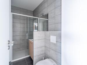 Appartement moderne à 50m de locéan, pour 4, avec parking à Mimizan Plage - FR-1-50-154