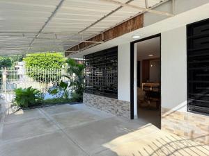 Descubre apto moderno y con estilo en Limonar